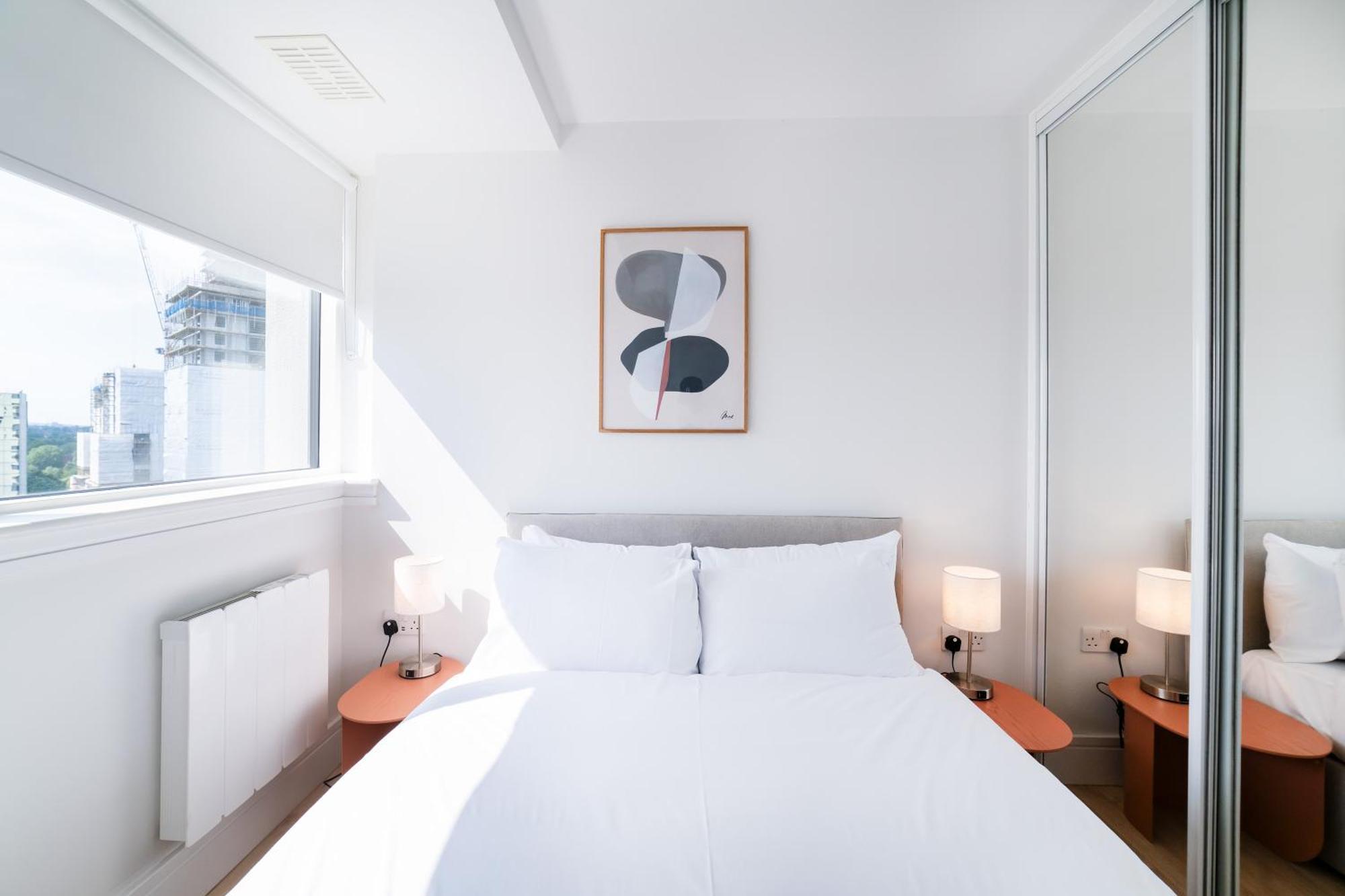 Stylish Retreats On Olympic Way Apartment London Exterior photo